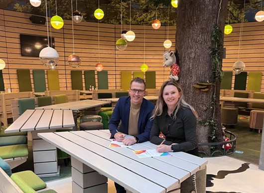 Villa Pardoes En Lot Verlengen Samenwerking